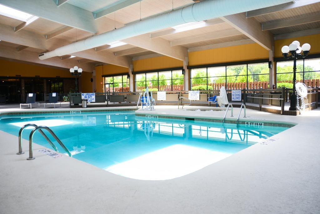 נורת' צ'רלסטון Charleston Airport Hotel מתקנים תמונה
